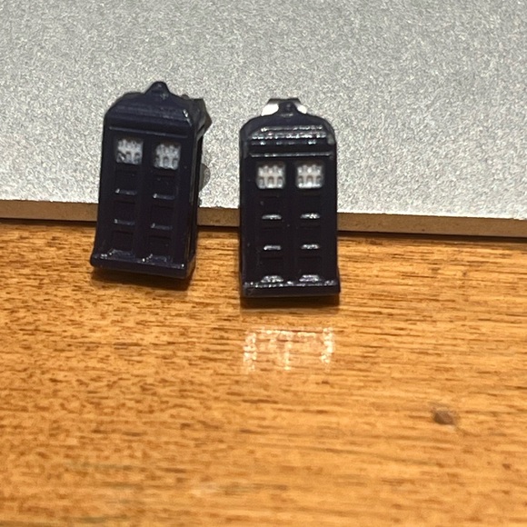 Earring Bundle - Picture 3 of 12